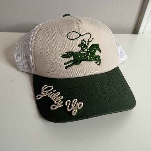 Understated Leather Free People Giddy Up Trucker Hat Green Cream NWT $38 - Picture 3 of 9